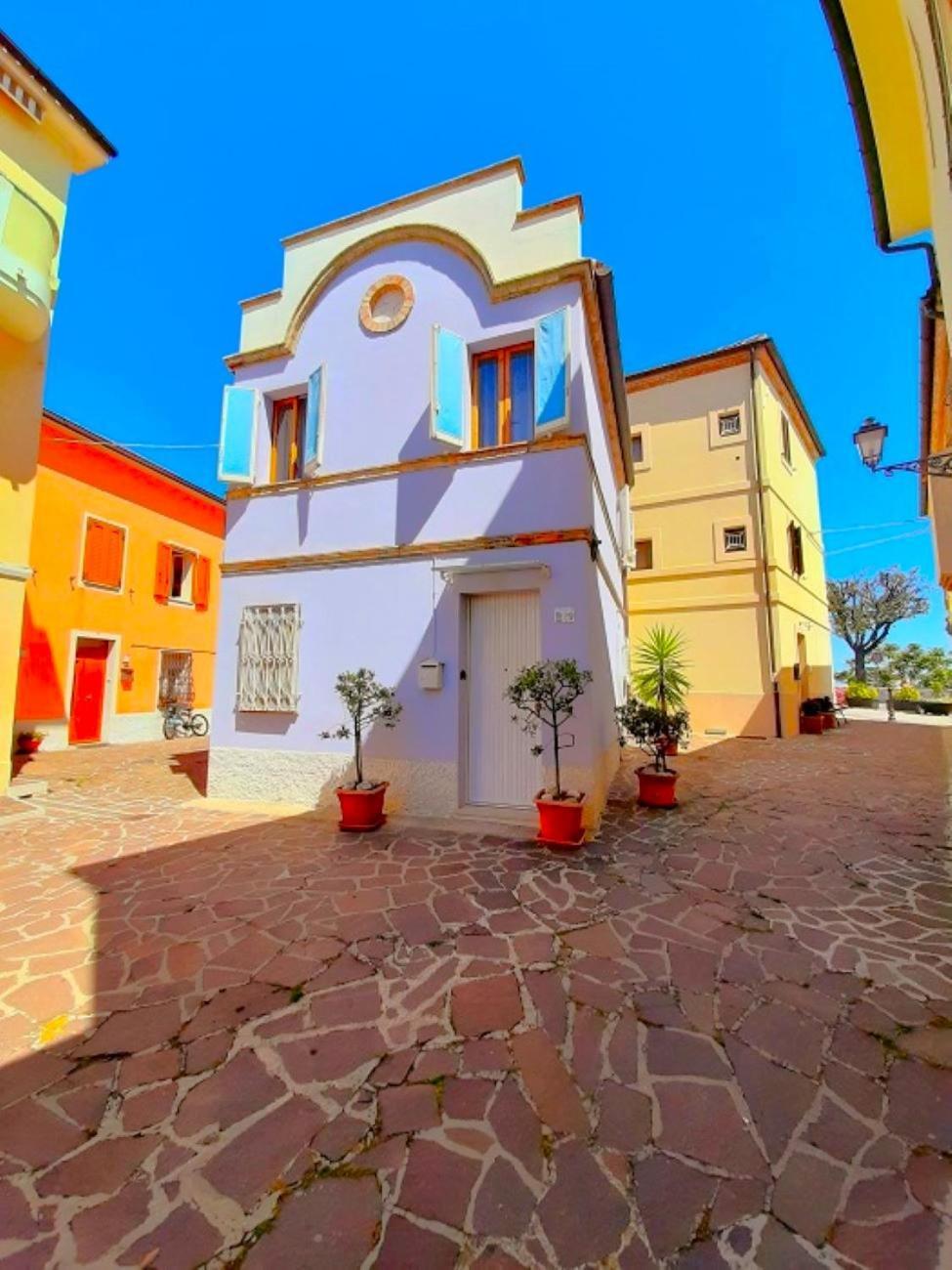 Cielo Terra Luna, In Centro A Numana Exterior photo
